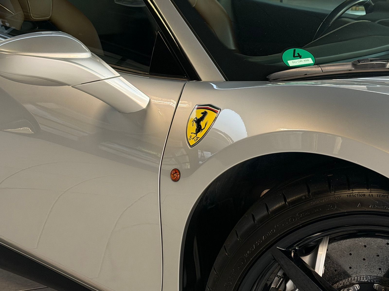 Fahrzeugabbildung Ferrari 488 GTB GTB Coupé DCT/SCUDERIA/KAMERA/