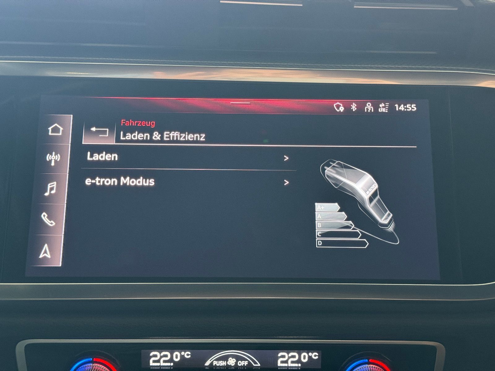 Fahrzeugabbildung Audi Q3 45 TFSI e S-TRONIC S-LINE ACC VIRTUAL LED KAM