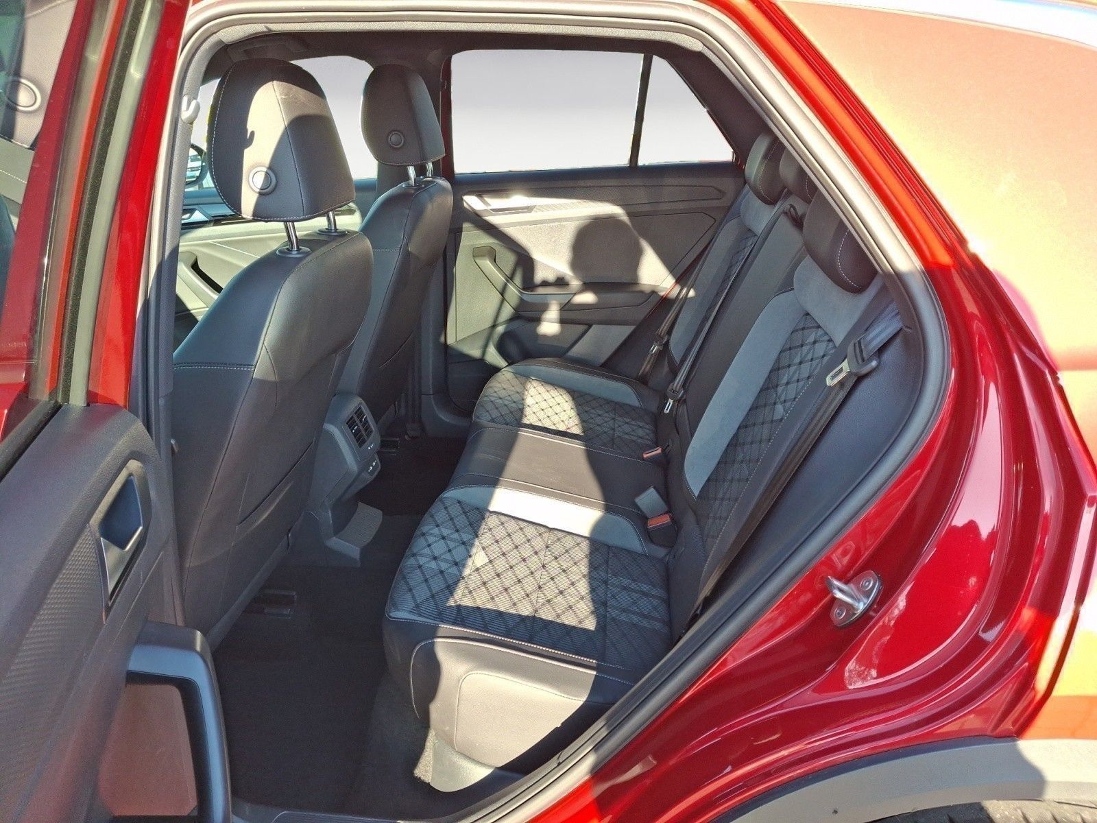 Volkswagen T-Roc - Bild 9