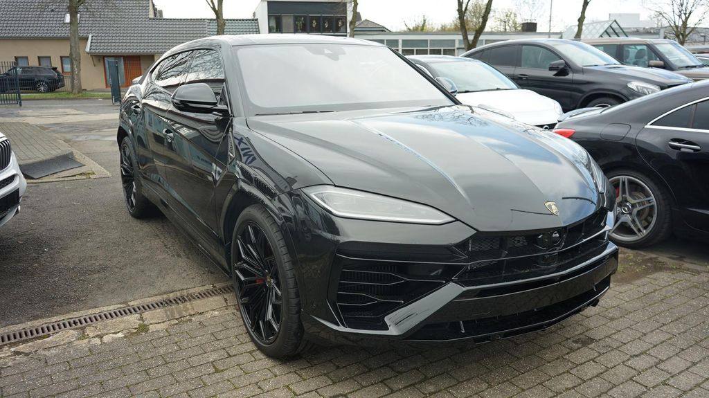 Image of Lamborghini Urus