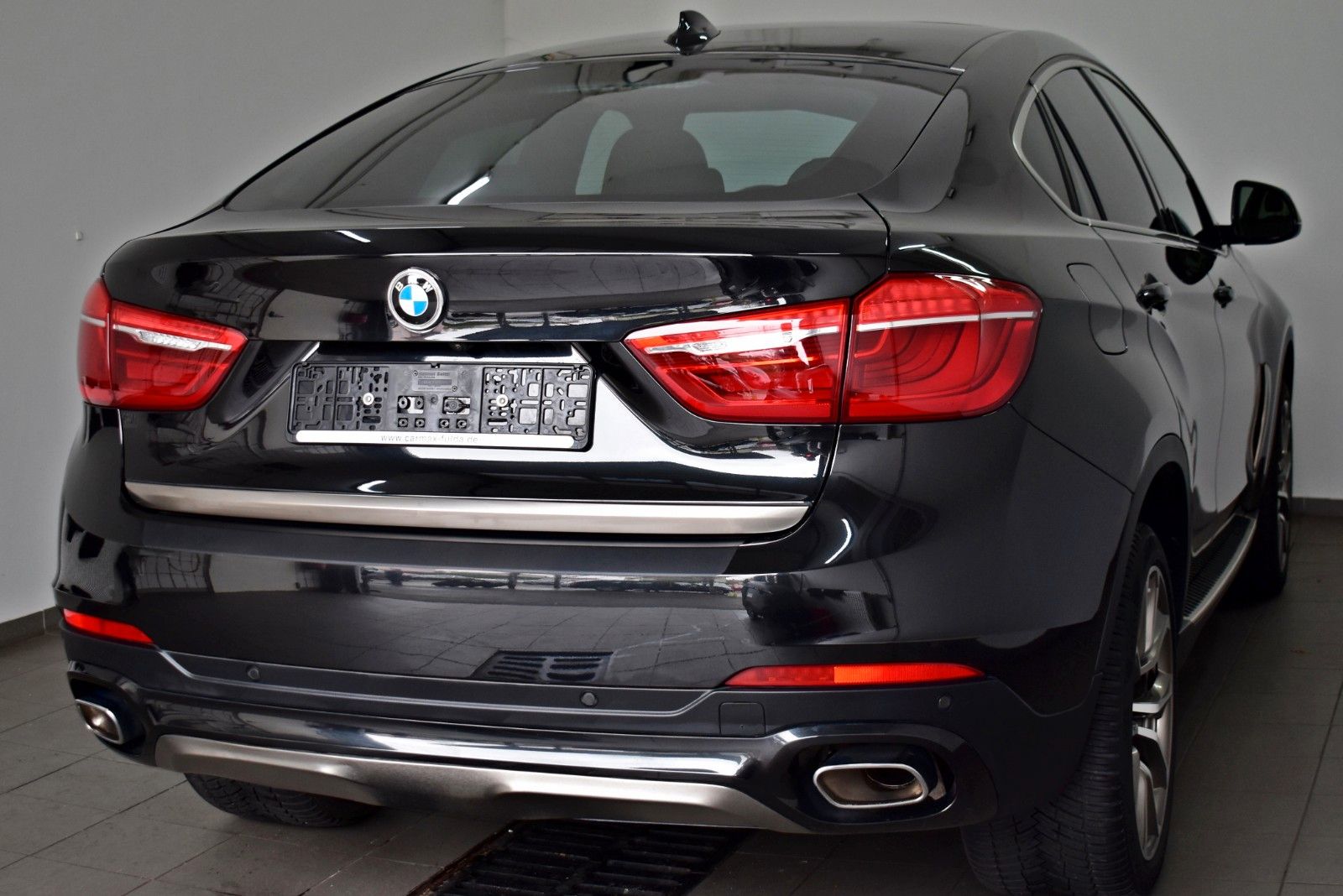 Fahrzeugabbildung BMW X6 xDrive 40d Leder,Navi,LED,SH,SD,Kamera,PDC