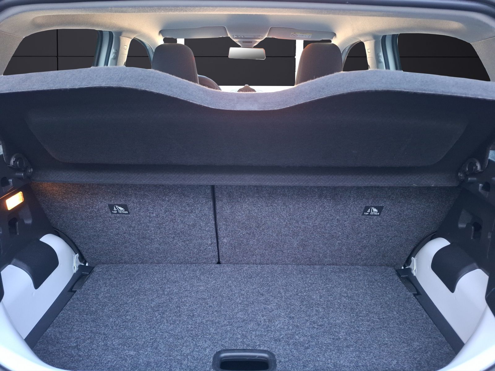 Fahrzeugabbildung Volkswagen up! 1.0 Basis Klima DAB SH