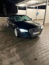 Audi A8  3,0 - Audi A8 in Bremen