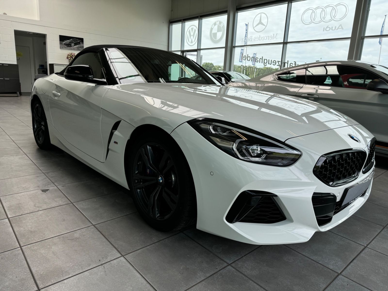Fahrzeugabbildung BMW Z4 M/BMW Garantie bis 07/2027