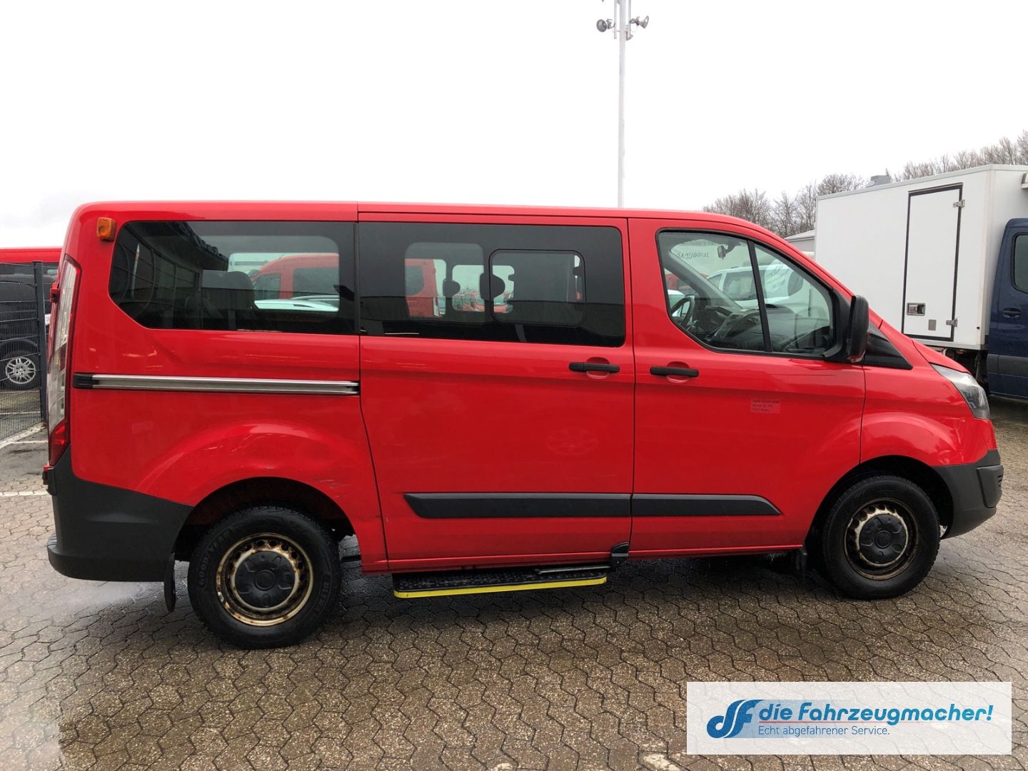 Fahrzeugabbildung Ford Transit Custom Kombi 300 L1 2.2 TDCi*8429