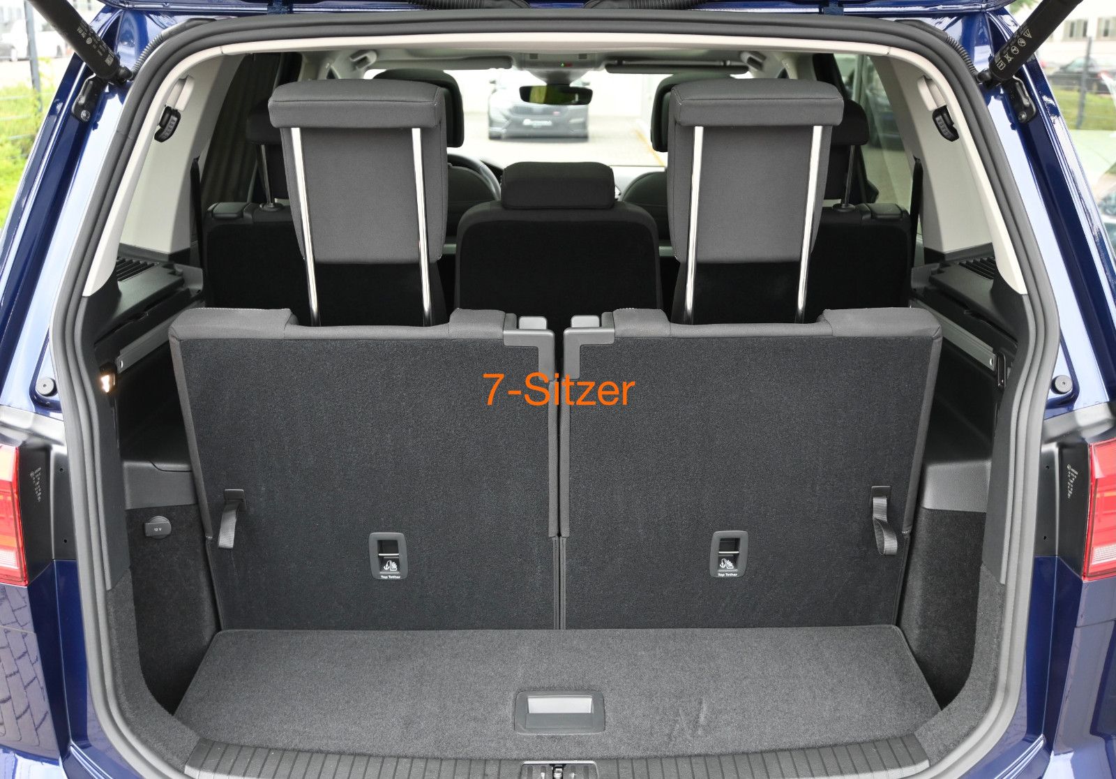 Fahrzeugabbildung Volkswagen Touran 2.0 TDI °UVP61.150€°ACC°AHK°STHZ°8-FACH°