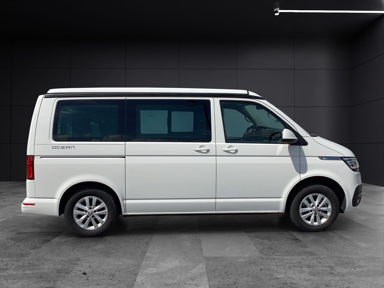 Fahrzeugabbildung Volkswagen T6 California T6.1 TDI DSG Ocean STANDHZG LED AC