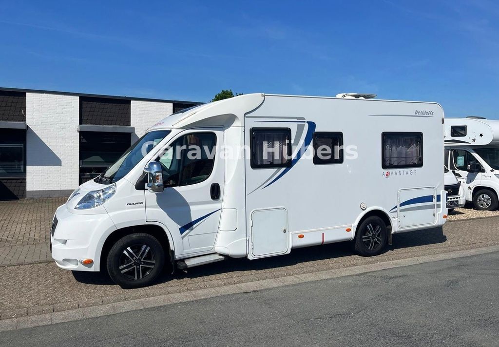 Dethleffs, T 6401 - Festbett - auto.Sat/TV - Solar - Klima
