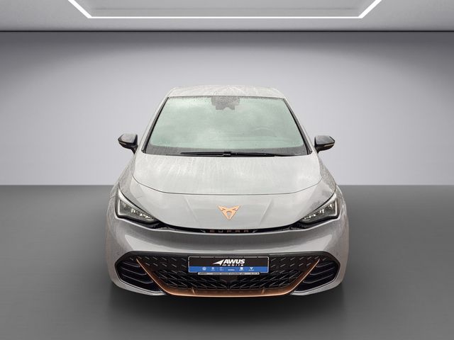 Born 58kWh
