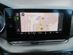 SKODA Octavia Combi 2.0 TDI RS 4x4 DSG Reise Ahk Navi SKODA Octavia Combi 2.0 TDI RS 4x4 DSG Reise Ahk Navi