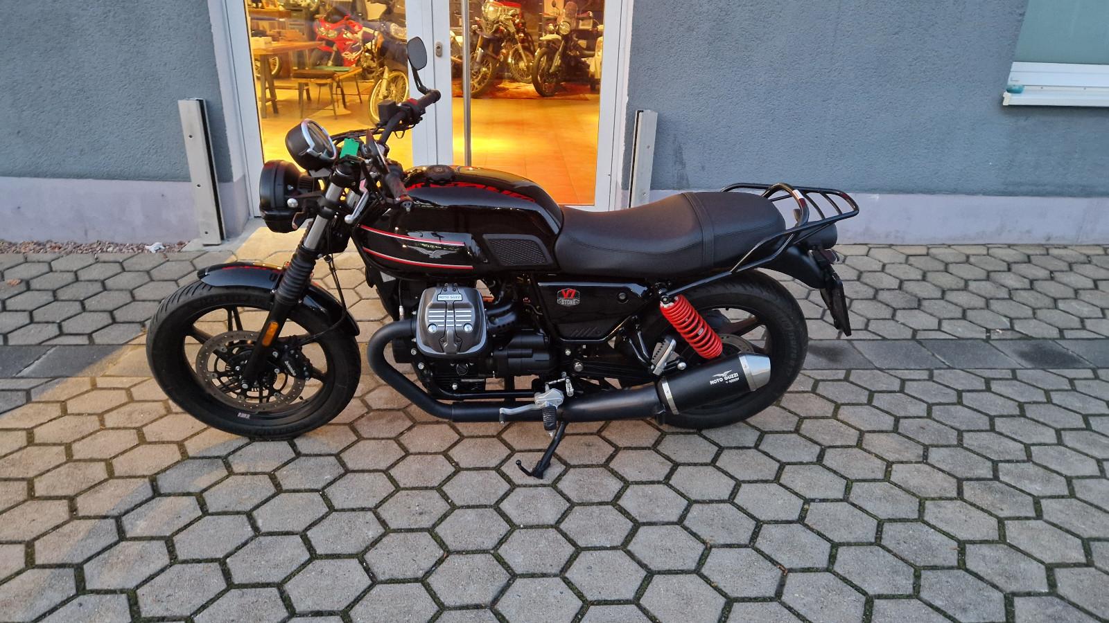 Moto Guzzi V7 Stone Special Edition