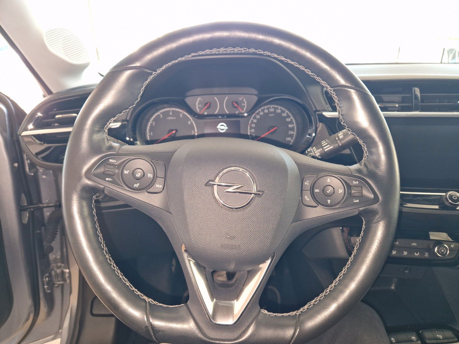 Fahrzeug 13 Fahrzeugabbildung Opel Corsa 1.2 Direct Injection Turbo 74kW Elegance