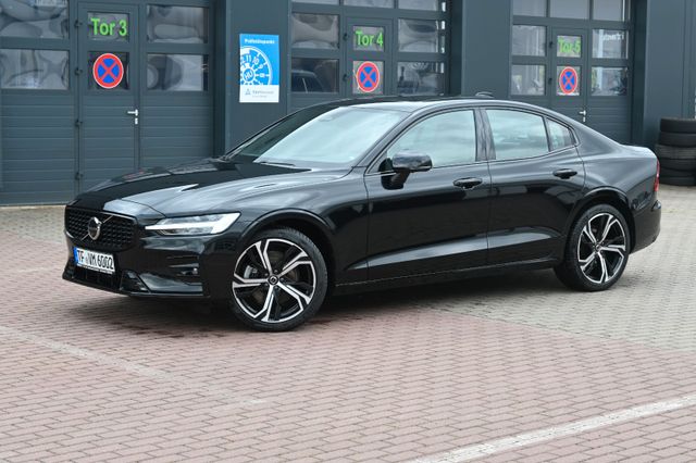 Volvo S60 B4 Benzin Plus Dark'STHZG*360°*PANO*