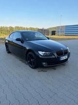 BMW 320i Coupé E92 *Automatik* - BMW 320 aus 2008: Coupe, 320i