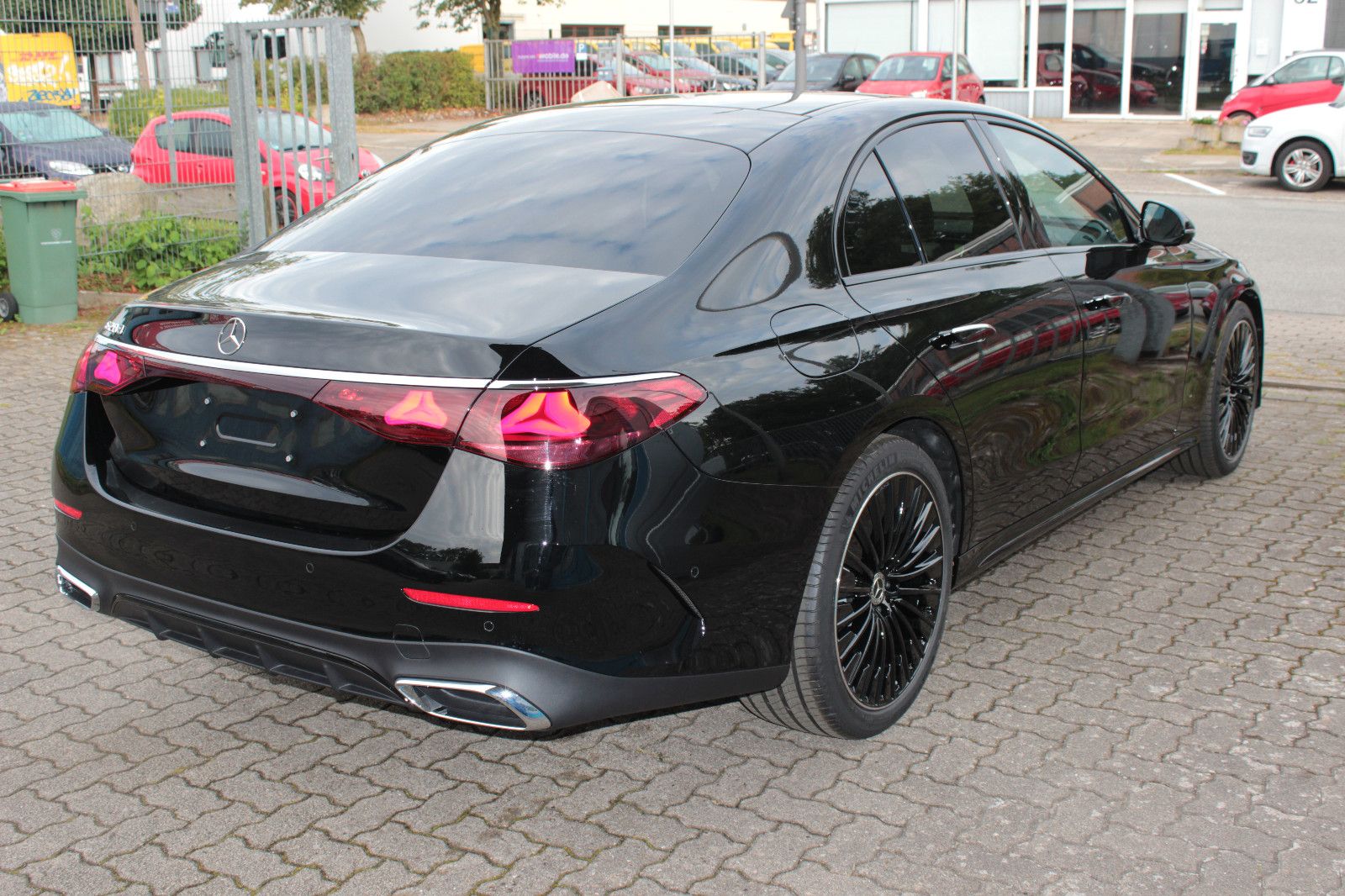 Fahrzeugabbildung Mercedes-Benz E 200  AMG Line Premium Plus*Night-Paket**MY24 *