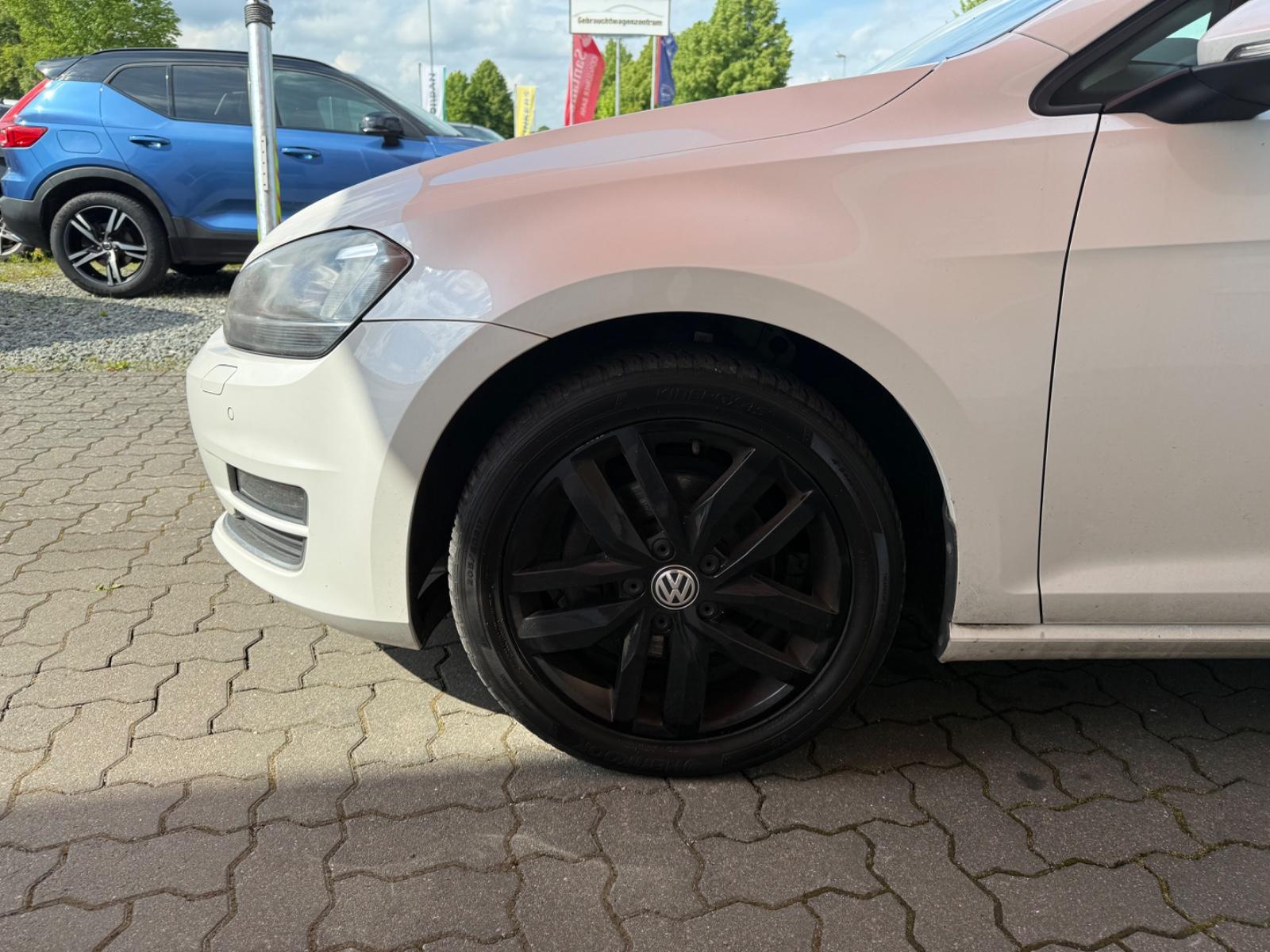 Volkswagen Golf VII Lim. Highline BMT=Leder-Kamera-AHK-=