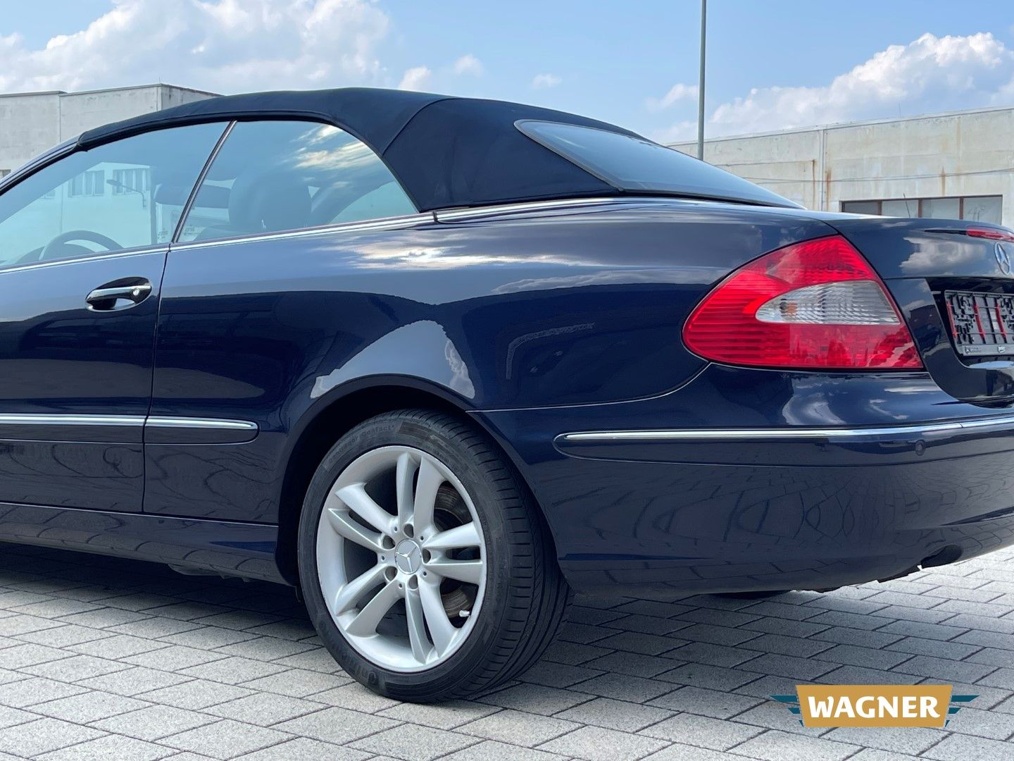 Fahrzeugabbildung Mercedes-Benz CLK 320 Cabrio CDI  AVANTGARDE 1-Hand