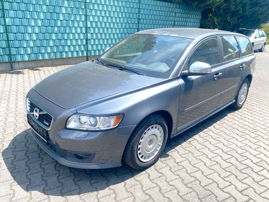 Volvo V50