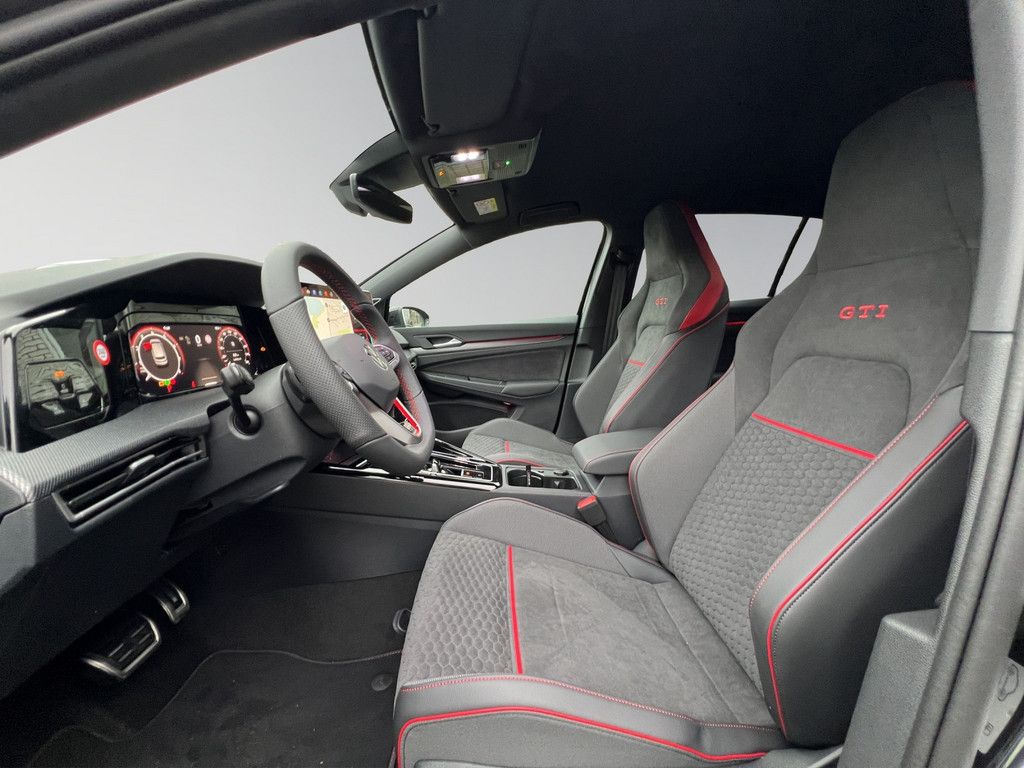 Volkswagen Golf VIII GTI Clubsport 2.0 TSI DSG MATRIX-LED foto 10