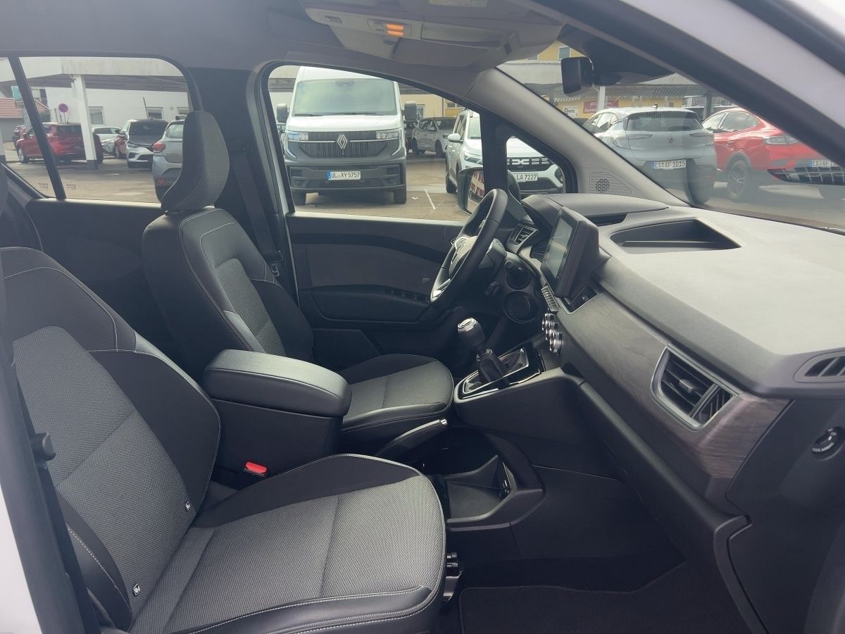 Fahrzeugabbildung Renault Kangoo Intens BLUE dCi 115