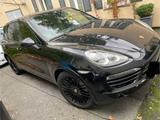 Porsche Cayenne - Porsche Cayenne aus 2012 mit Diesel-Antrieb