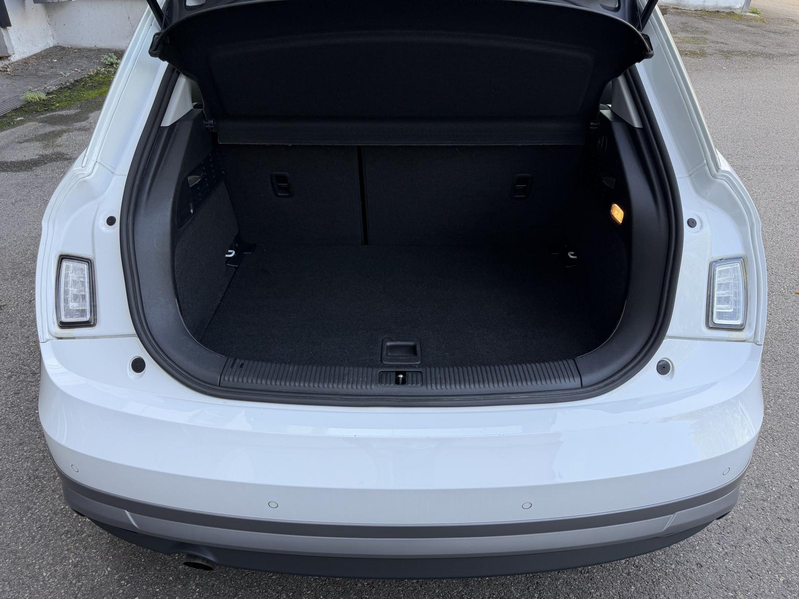 Audi A1 Sportback Ultra Xenon Sitzheizung Tempomat 