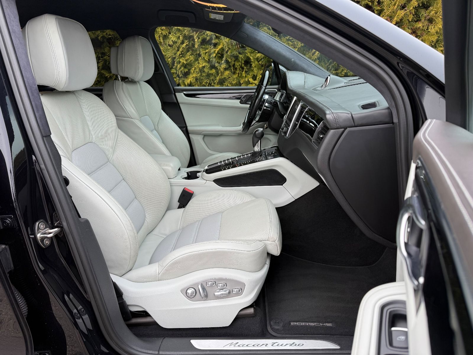 Porsche Macan Turbo 3.6-Chrono/Bose/21 ZOLL-Alcantara foto 45