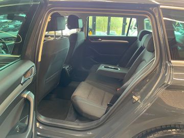 Volkswagen Passat Variant  *1.HAND*NAVI*APS*AHK*LED*SMARTL*