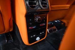 Cullinan BLACK BADGE 2025 MANSORY BLACK/ORANGE