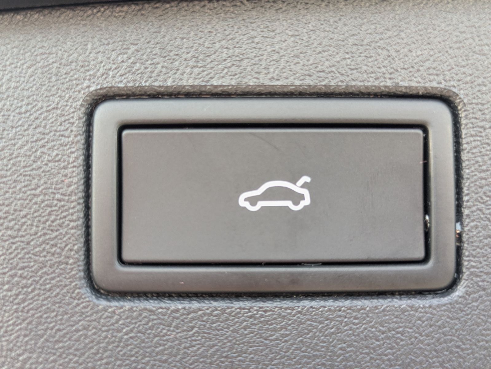 Fahrzeugabbildung Volkswagen Tiguan 2.0 TDI 4M R-Line PANO*H&K*AHK*MATRIX*20"