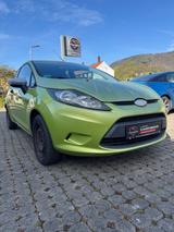 Ford Fiesta Ambiente+ALLWETTER+TÜV09/27 - Ford Fiesta: Grün