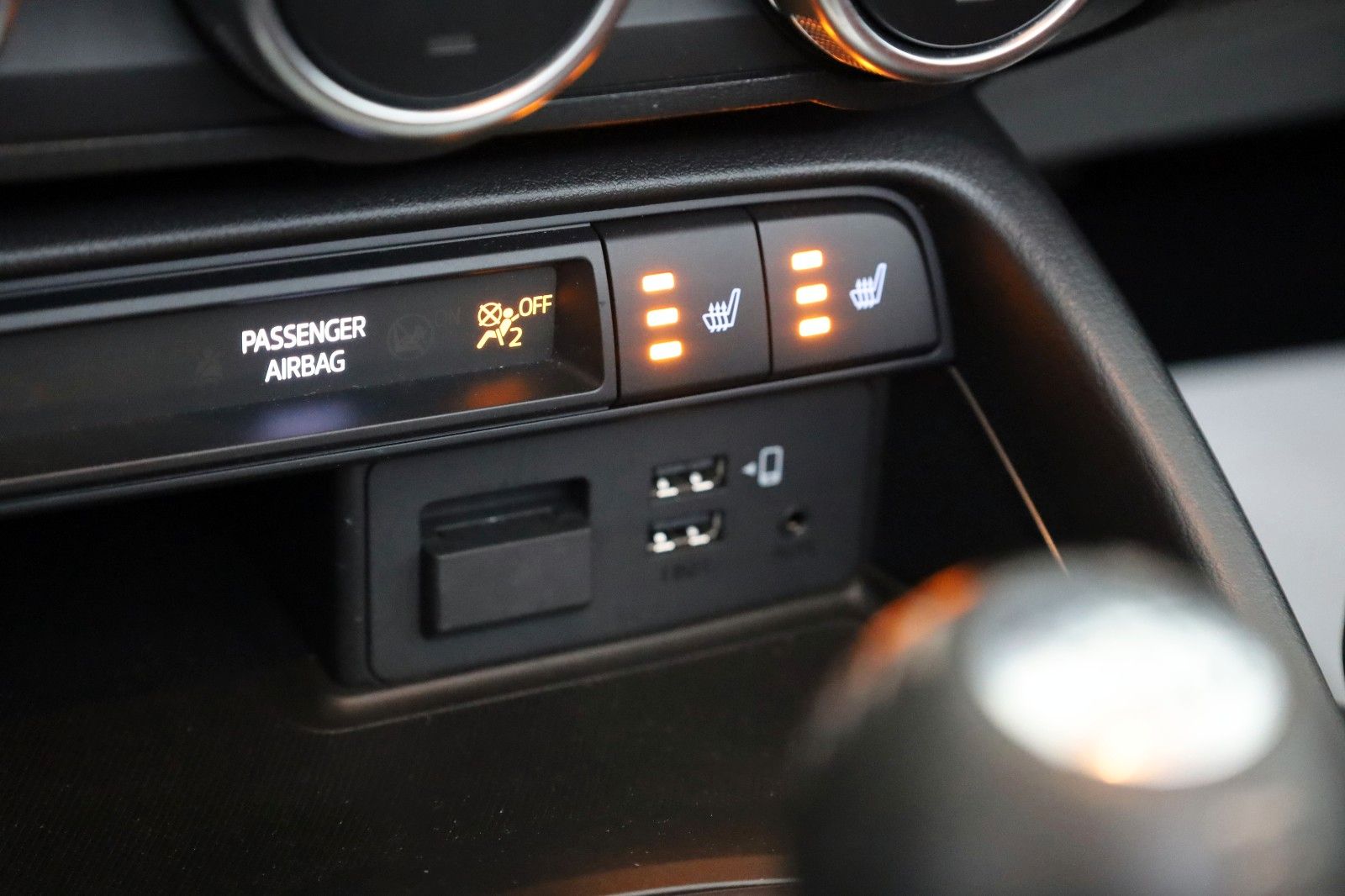 Fahrzeugabbildung Mazda MX-5 Kazari,Leder,Navi,Matrix LED,Kamera,BOSE