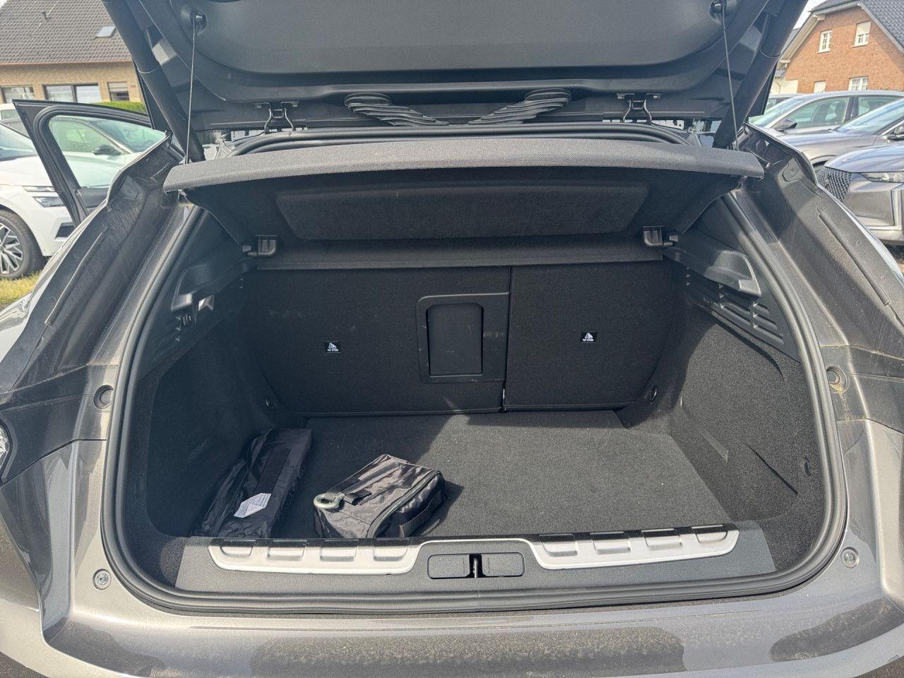 DS Automobiles DS4 PureTech 130 RIVOLI HUD KAMERA KEYLESS
