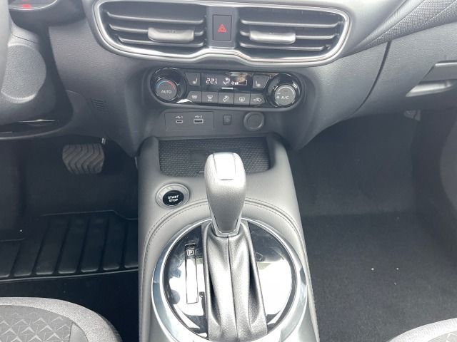 Fahrzeugabbildung Nissan Juke 1.6 Hybrid N-Connecta Winterpaket/CarPlay/K