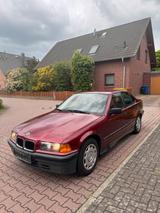 BMW E36 316i Limousine 1.Hand 91.000km - BMW 316 Limousine 316i e36 mit Benzin-Antrieb