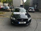 Volvo V70 Kombi Black Edition - Volvo V70 Edition mit Diesel-Antrieb