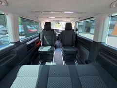 Fahrzeugabbildung Volkswagen T6.1 Multivan 2.0TDI DSG AHK*NAVI*LED*KAMERA*3xK