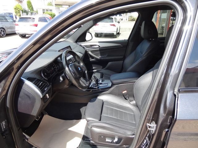 Fahrzeugabbildung BMW X3 M40i/2.Hd/AHK/Navi/Leder/Kam/21-Zoll