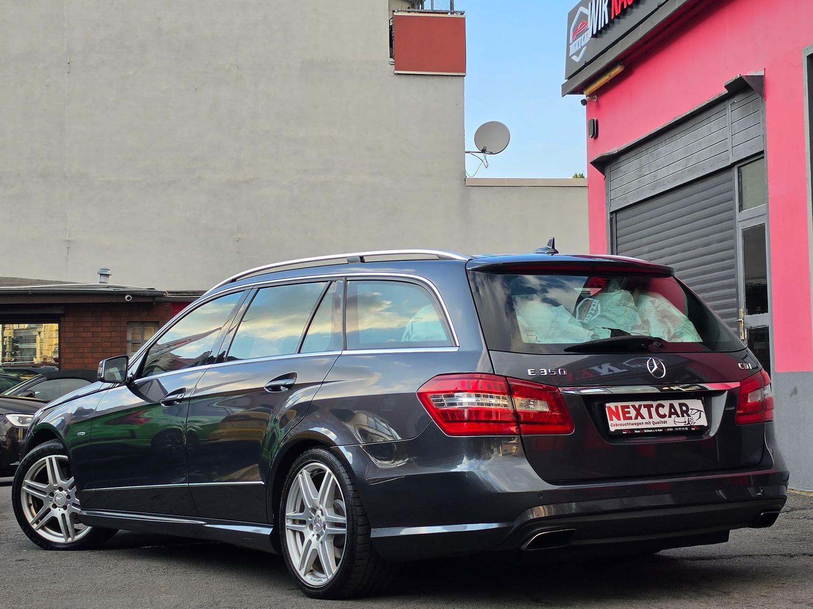 Mercedes-Benz E350 2011 — photo 43