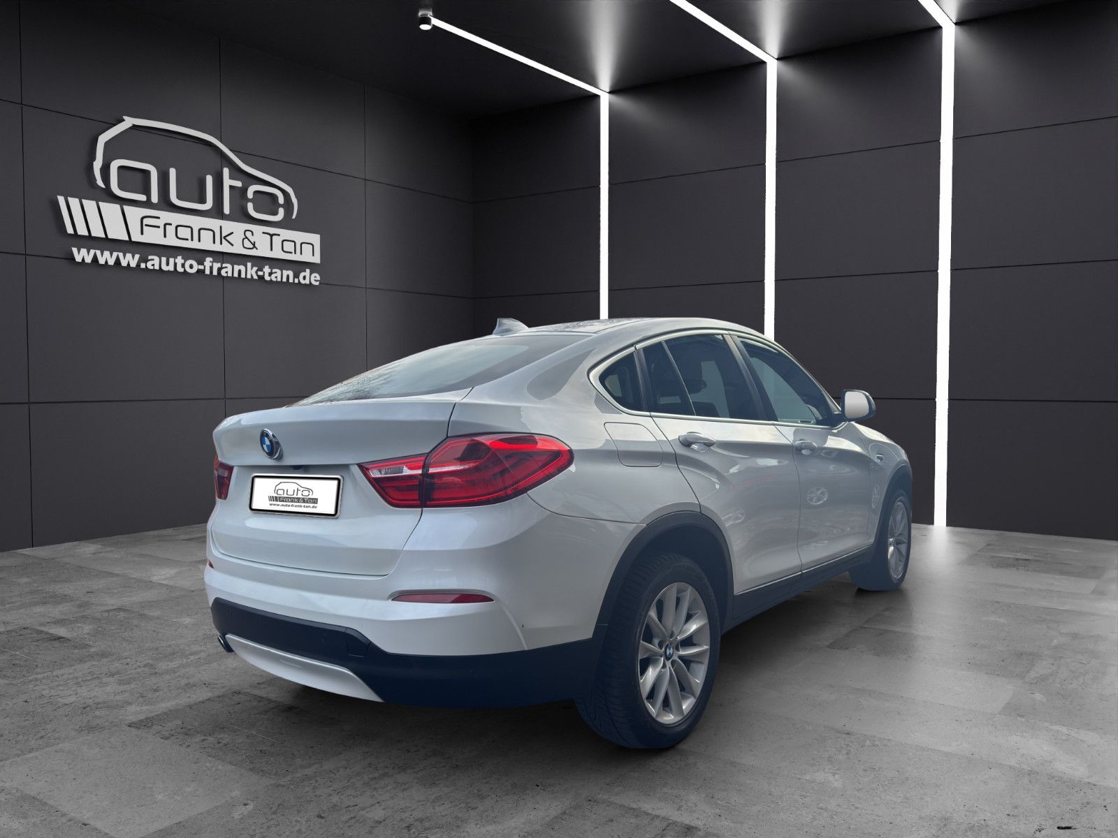 Fahrzeugabbildung BMW X4 xDrive 20d Advantage*Business Paket*Shz*Navi*