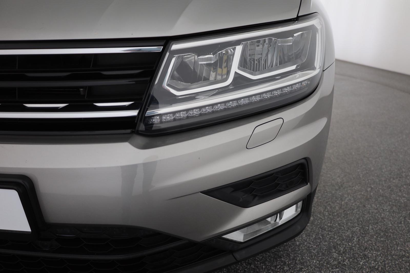 Volkswagen Tiguan 1.4 TSI Comfortline LED AHK Kamera ACC