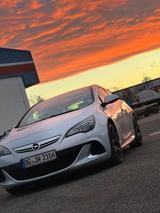 Opel Astra 2.0 Turbo 206kW S/S OPC OPC - Opel Astra aus 2012: Opc