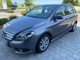 Mercedes-Benz B 200 Top gepflegt, unfallfrei, 2 Vorbesitzer - Mercedes-Benz B 200 Gebrauchtwagen in Freiburg