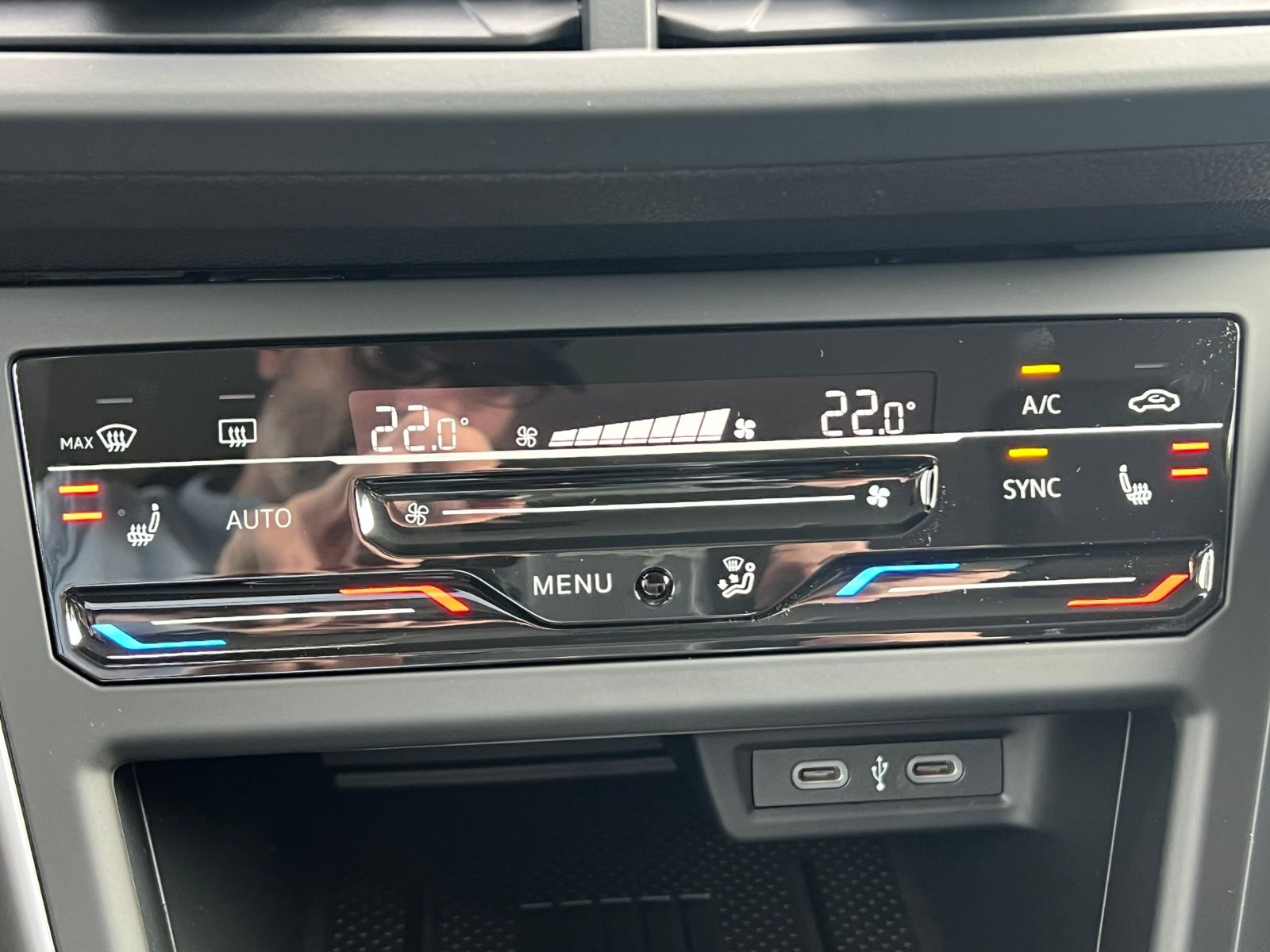 Fahrzeugabbildung Volkswagen Taigo Life 1.0 TSI *IQ.Light, Ready2Discover, Ka