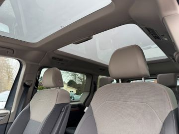 Volkswagen T7 Multivan AHK StHz Panodach Kamera