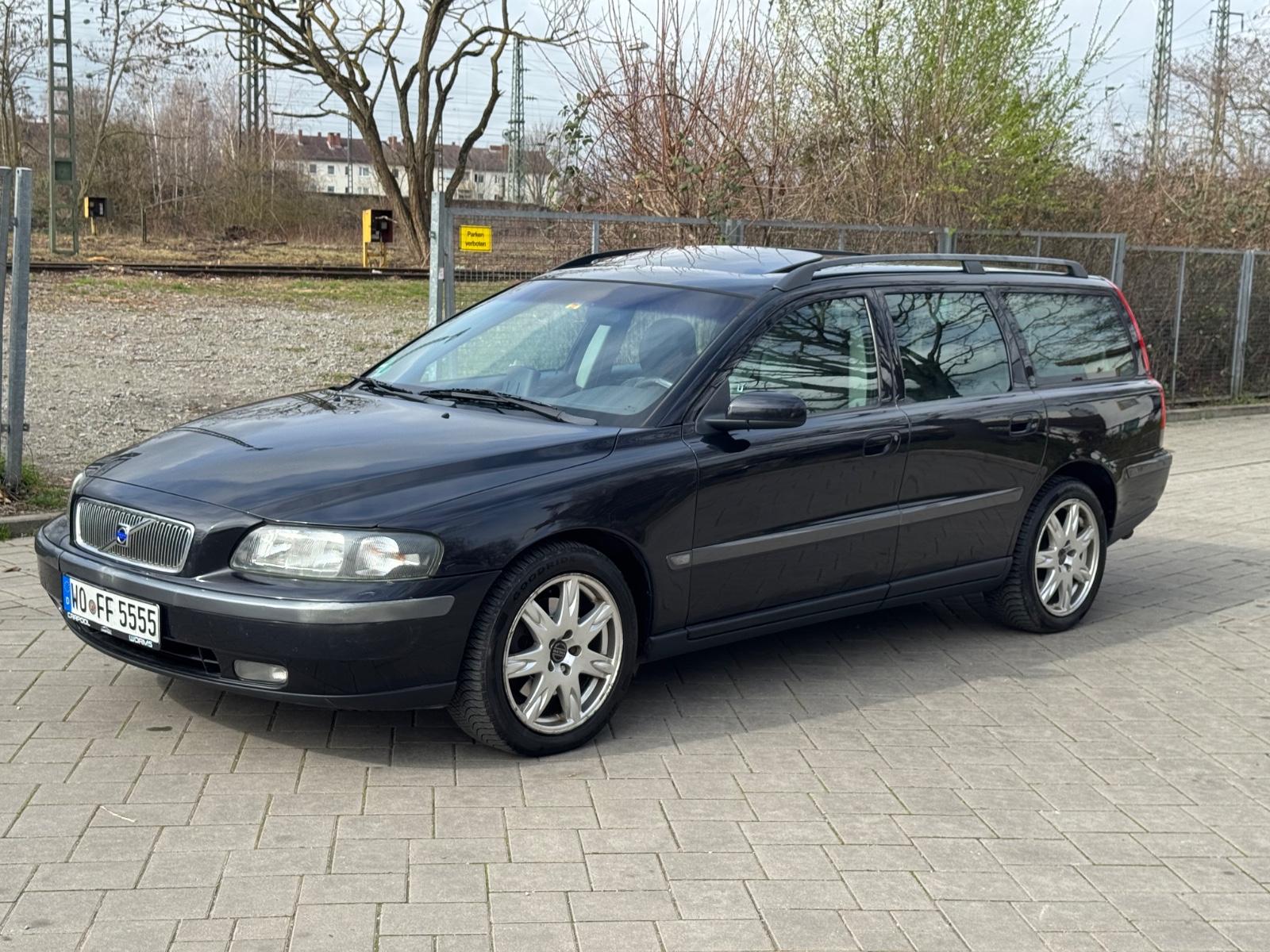 Volvo V70 2004 — photo 5