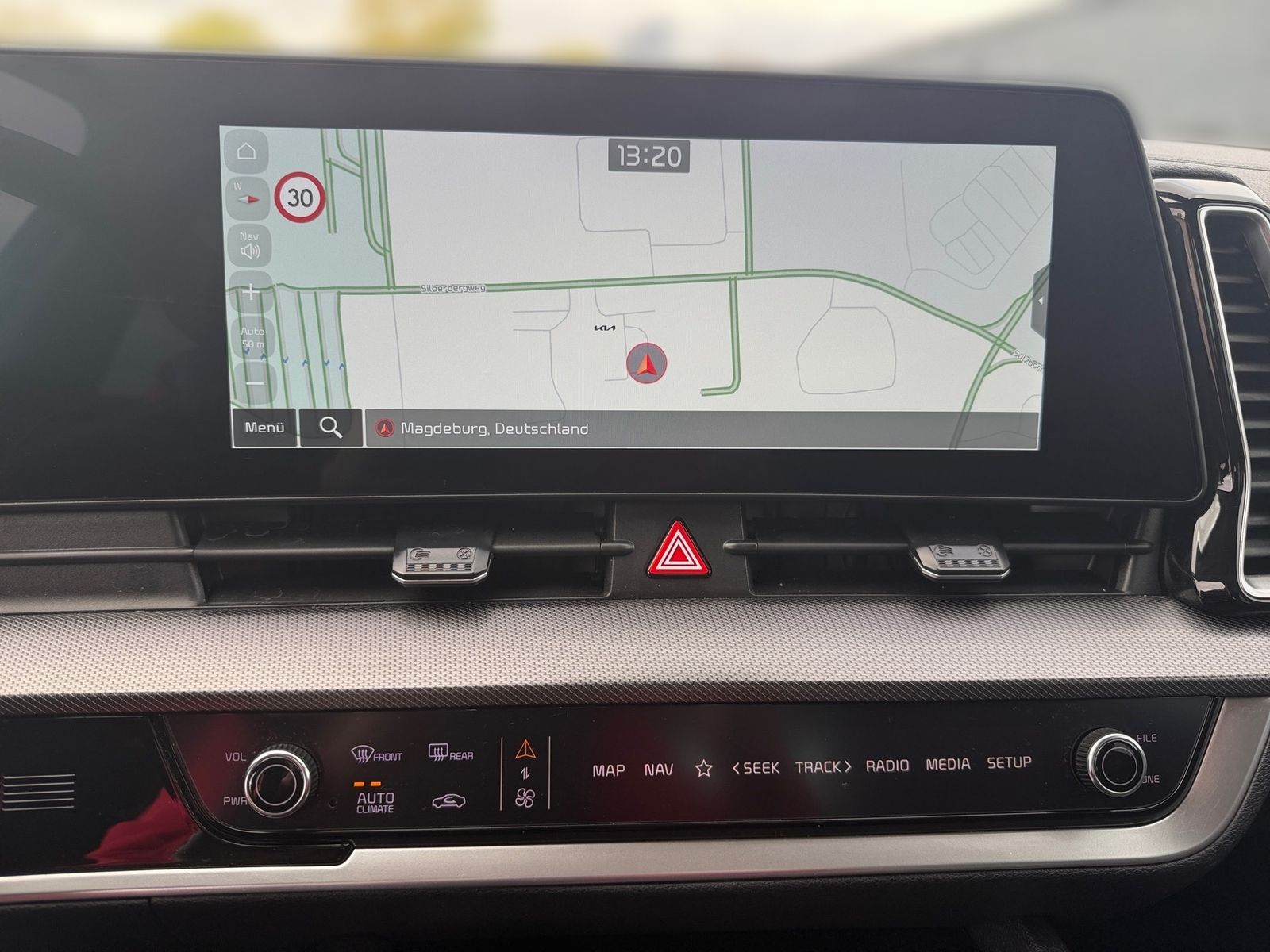 Fahrzeugabbildung Kia SPORTAGE 1.6T 48V 2WD DCT Spirit