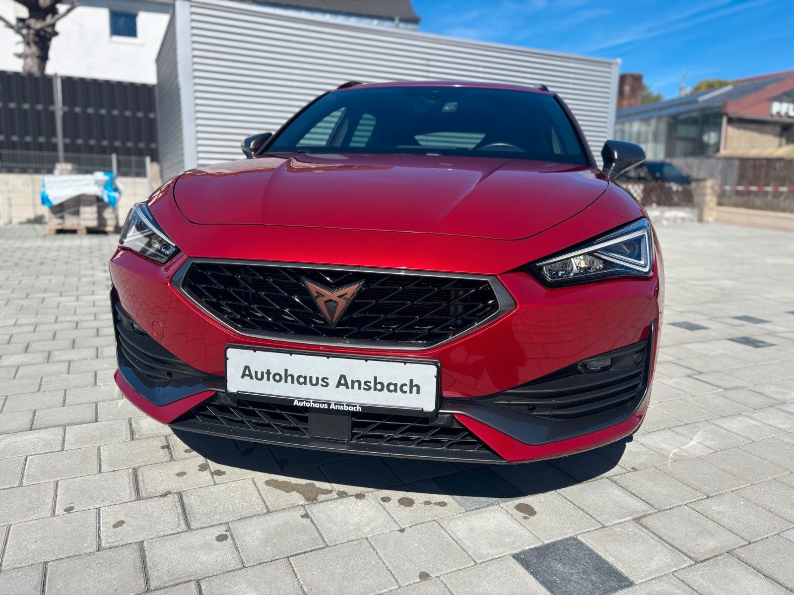 Fahrzeugabbildung CUPRA Leon Sportstourer VZ e-Hybrid