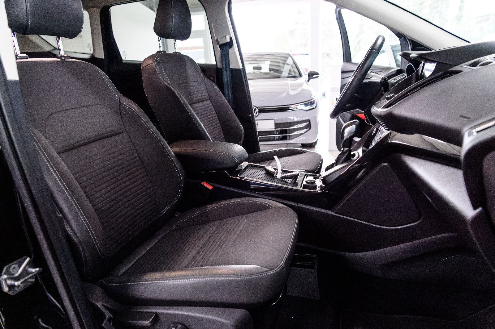 Fahrzeugabbildung Ford Kuga Titanium 260,- ohne Anzahlung