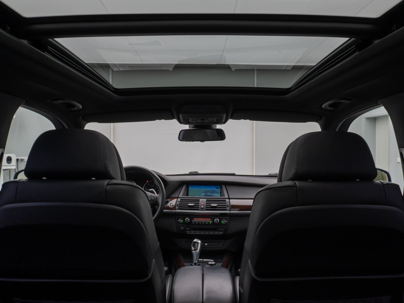 Fahrzeugabbildung BMW X5 xD40d Sport Panorama Kamera HUD HiFi SoftCL